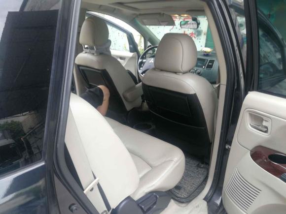 [广州·粤A] 二手三菱格蓝迪2007款 2.4 七座豪华版