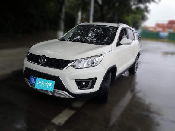 [成都·川A] 二手北京汽车绅宝X352016款 1.5L 手动豪华版