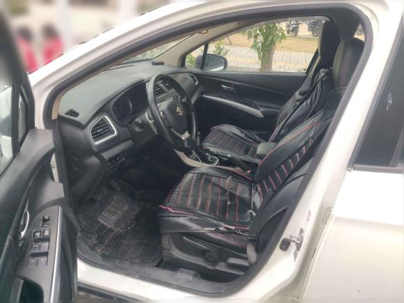 [武汉·鄂A] 二手铃木锋驭2014款 1.6L CVT两驱精英型