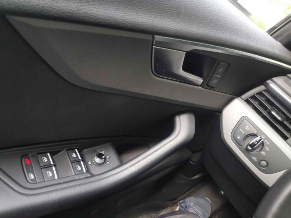 [上海·沪E] 二手奥迪奥迪A4L2017款 Plus 40 TFSI 进取型
