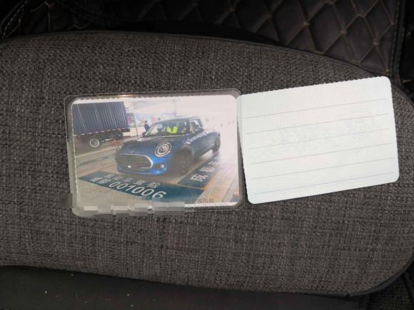 [成都·川A] 二手MINIMINI2019款 1.5T COOPER 经典派 五门版