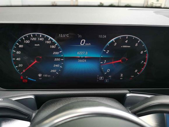 [上海·沪C] 二手奔驰奔驰GLB2020款 GLB 200 时尚型