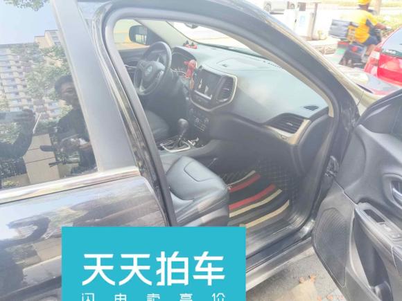 [苏州·吉A] 二手Jeep自由光2019款 2.0L 两驱典尚版 国V