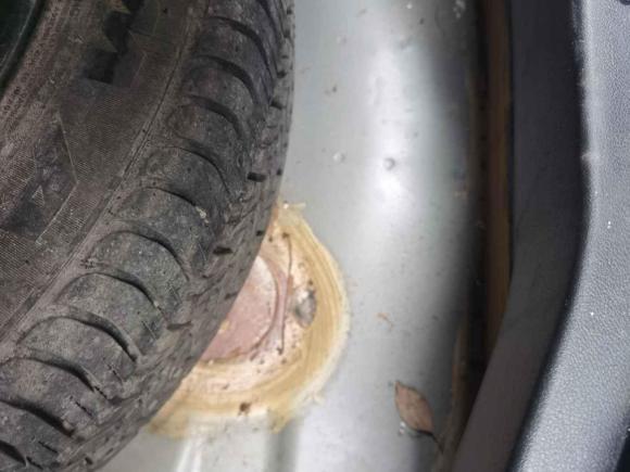 [杭州·浙A] 二手荣威荣威3502013款 350C 1.5L 自动迅悦版