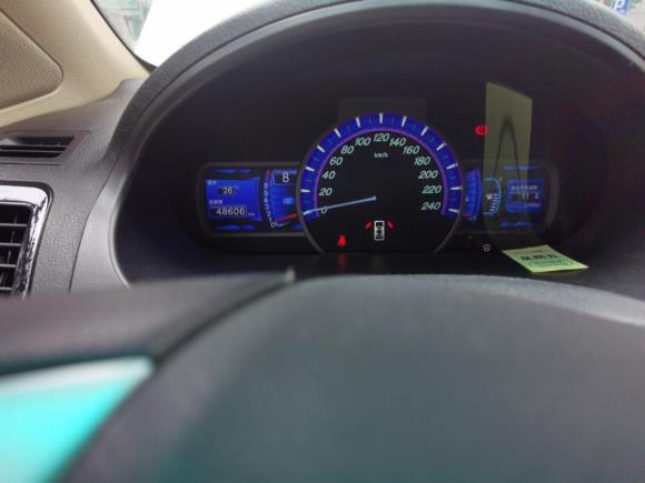 [上海·沪D] 二手比亚迪比亚迪S62014款 2.0L 手动豪华型 5座