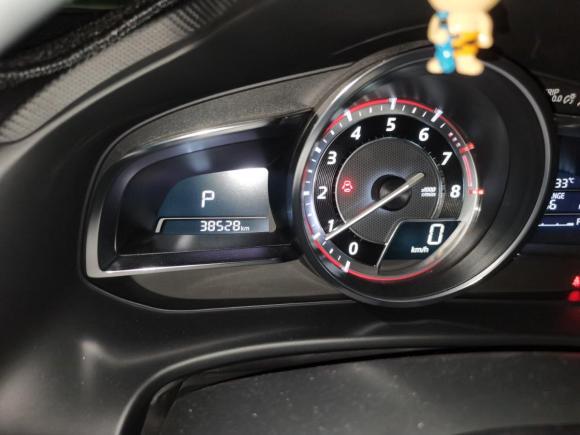 [深圳·粤B] 二手马自达马自达3 昂克赛拉2014款 两厢 2.0L 自动旗舰型