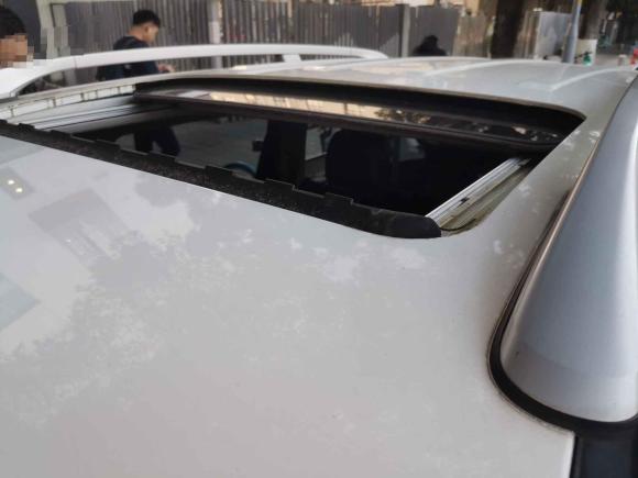 [广州·粤A] 二手雪佛兰科帕奇2012款 2.4L 四驱旗舰版 7座