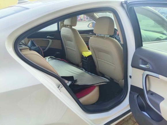 [青岛·鲁B] 二手别克君威2015款 2.0L 领先时尚型