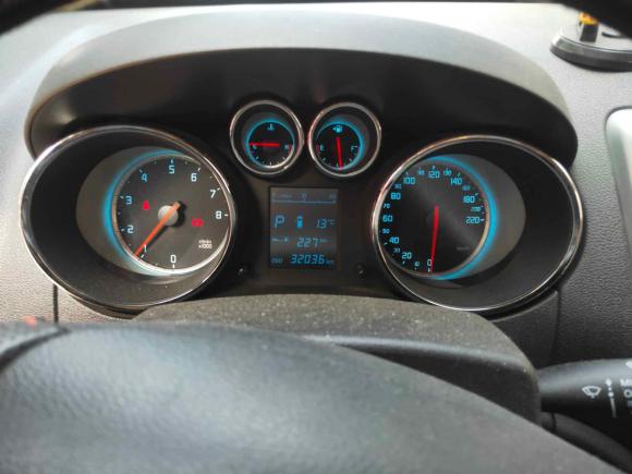 [无锡·苏C] 二手长安长安CS352015款 1.6L 自动豪华型 国IV