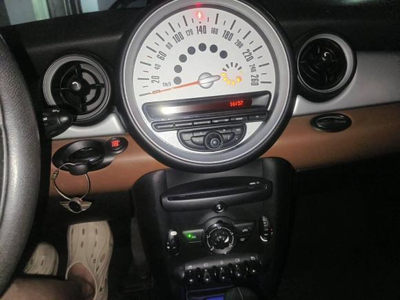 [上海·沪F] 二手MINIMINI2011款 1.6L COOPER Fun