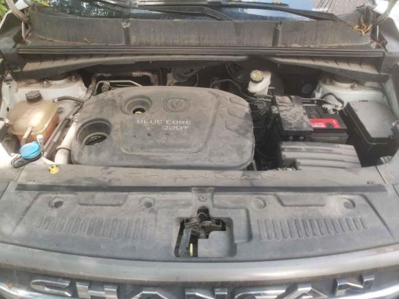 [广州·豫A] 二手长安长安CS552017款 1.5T 自动炫色型