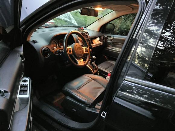 [西安·陕A] 二手Jeep指南者2014款 2.0L 两驱豪华版