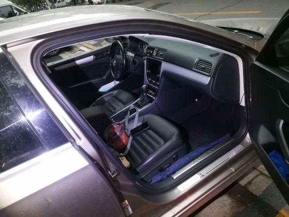 [上海·沪D] 二手大众帕萨特2013款 1.8TSI DSG御尊版
