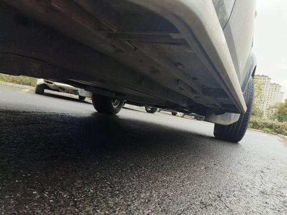 [义乌·浙G] 二手路虎发现2010款 5.0 V8 HSE 汽油版