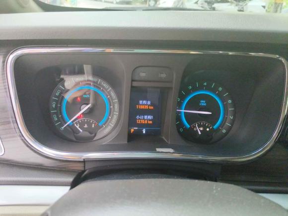 [北京·京J] 二手别克别克GL82011款 3.0L GT豪华商务豪雅版