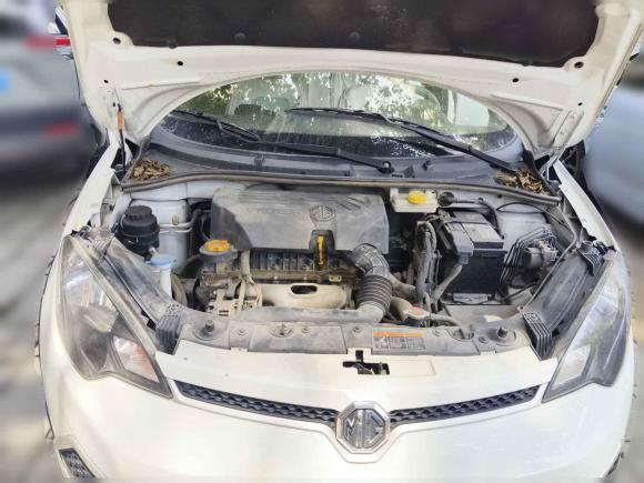 [武汉·豫A] 二手名爵名爵3SW2015款 1.5L AMT精英型