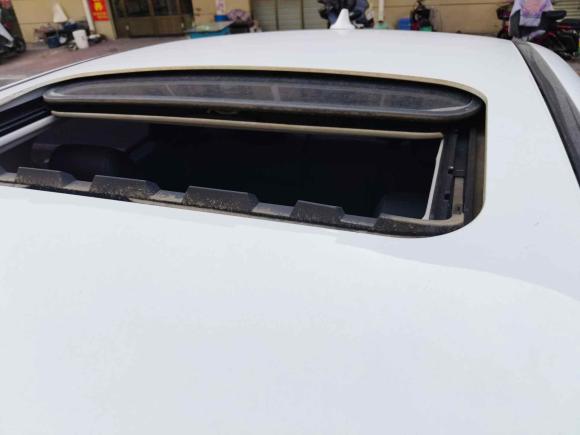 [济南·鲁A] 二手福特福克斯2017款 三厢 1.6L 自动风尚型智行版