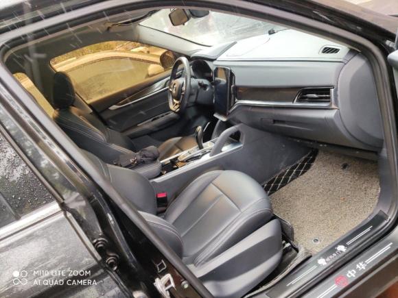 [上海·鲁L] 二手中华中华V72018款 280T DCT尊贵型 5座