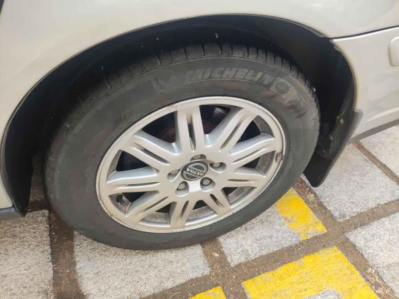 [青岛·鲁B] 二手沃尔沃沃尔沃S802004款 2.5T