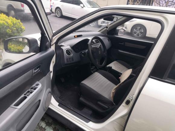 [杭州·浙A] 二手铃木雨燕2013款 1.5L 手动标准版