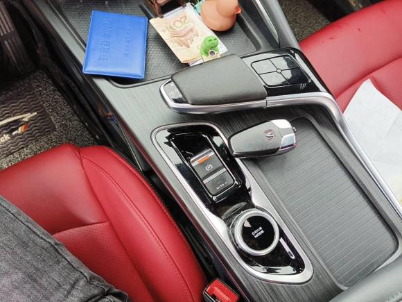 [义乌·浙G] 二手长安长安UNI-T2020款 1.5T 尊贵型