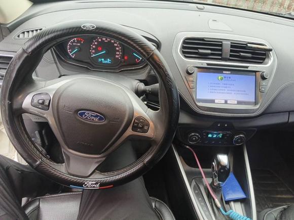 [无锡·苏B] 二手福特福睿斯2015款 1.5L 自动时尚型