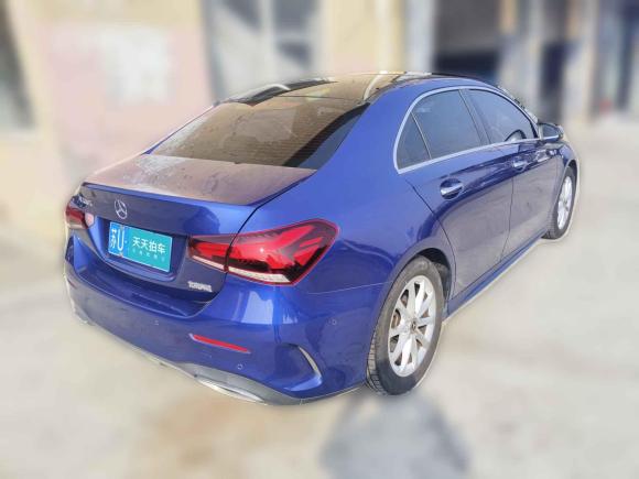 [南通·苏U] 二手奔驰奔驰A级2020款 改款 A 200 L 运动轿车时尚型