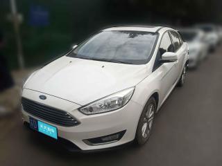 福特福克斯2015款三厢1.6L自动风尚型