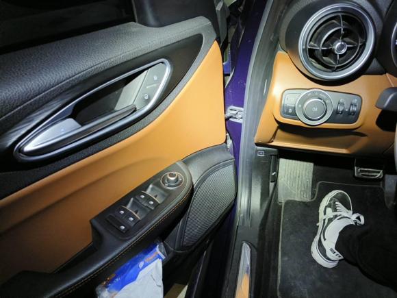 [武汉·鄂A] 二手阿尔法·罗密欧Giulia朱丽叶2017款 2.0T 280HP 豪华版