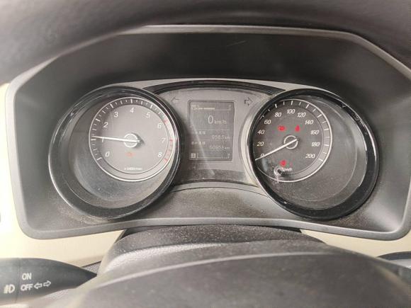 [温州·浙C] 二手五菱汽车五菱宏光PLUS2019款 1.5T 手动舒适型 7座