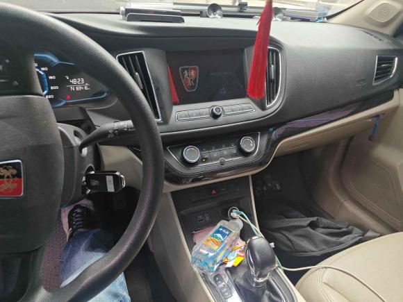 [深圳·粤K] 二手荣威荣威3602015款 1.5L 自动豪华版