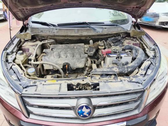 [济南·鲁A] 二手启辰启辰T702015款 2.0L CVT睿行版