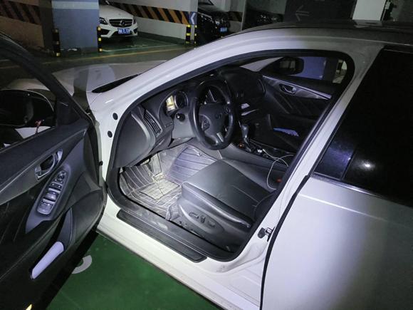 [成都·川A] 二手英菲尼迪英菲尼迪Q50L2016款 2.0T 进取版