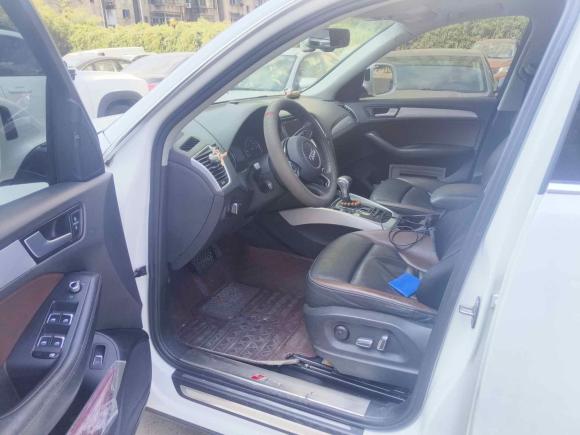 [南昌·赣A] 二手奥迪奥迪Q52017款 Plus 40 TFSI 进取型