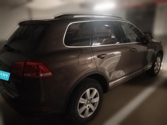 [佛山·粤Y] 二手大众途锐2011款 3.0TSI 标配型
