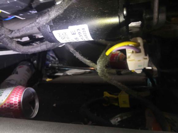 [青岛·鲁B] 二手标致标致30082013款 2.0L 自动潮流版