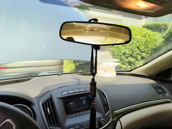 [上海·沪A] 二手别克君威2015款 2.0L 领先时尚型