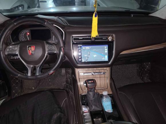 [青岛·鲁B] 二手荣威荣威RX82018款 30T 智联网两驱旗舰版