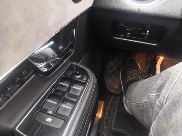 [西安·鲁H] 二手捷豹捷豹XJ2013款 XJL 2.0T 典雅商务版