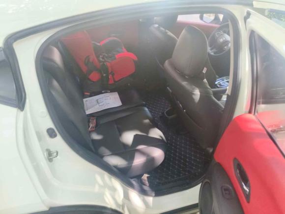 [武汉·鄂A] 二手本田缤智2015款 1.5L CVT两驱舒适型