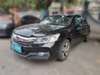 本田雅阁2016款2.0L豪华版