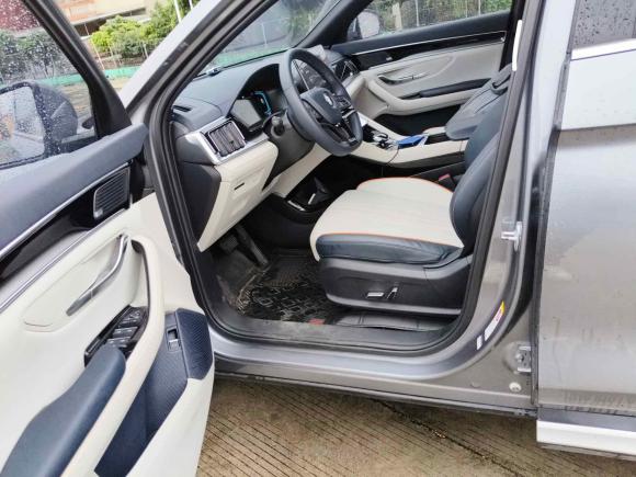 [佛山·粤E] 二手比亚迪宋PLUS新能源2021款 DM-i 110KM 旗舰型