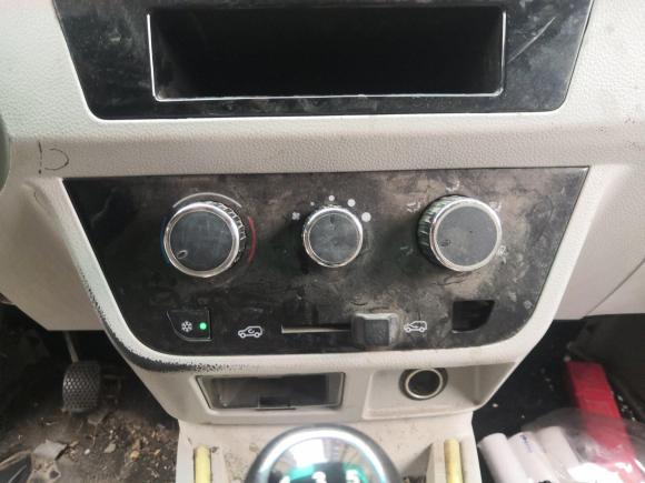 [南京·苏A] 二手金杯新海狮X30L2021款 1.5L财富无空调版厢货国VI SWC15M