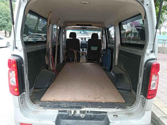 [佛山·粤E] 二手长安凯程长安睿行M902017款 2.0L超值版6座掀背门4G94S