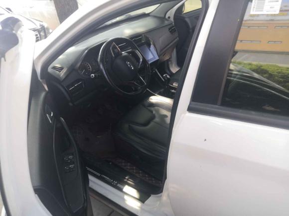 [金华·浙G] 二手奇瑞瑞虎3x2021款 PLUS 1.5L 手动痛快红枣版