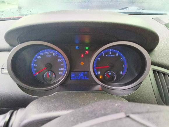 [无锡·苏B] 二手现代劳恩斯-酷派2009款 2.0T 自动靓雅版