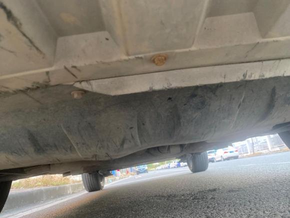 [佛山·粤E] 二手一汽森雅R72016款 1.6L 自动尊贵型