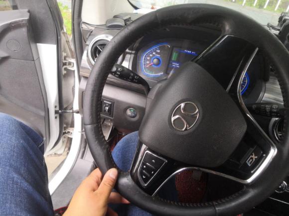 [成都·川A] 二手北汽新能源北汽新能源EX2018款 EX360 新尚版