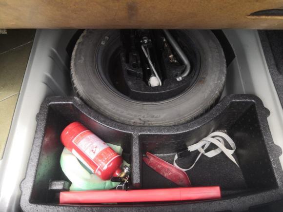 [上海·蒙A] 二手大众桑塔纳2013款 1.6L 手动风尚版