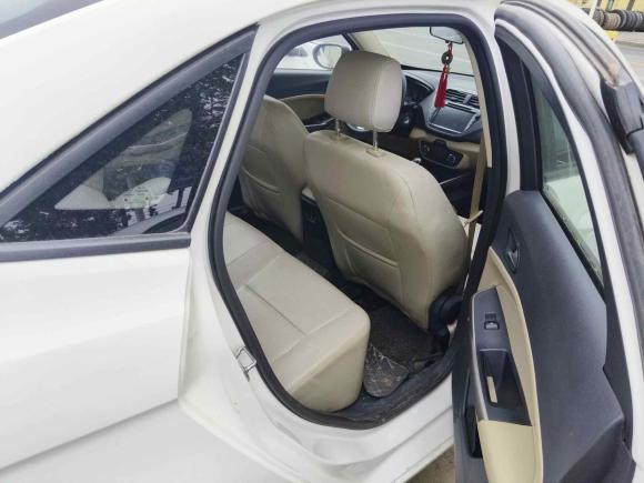 [青岛·鲁B] 二手福特福睿斯2017款 改款 1.5L 手动舒适型